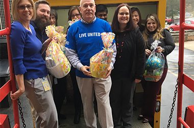 How Does Volunteering Benefit Employees and Companies?